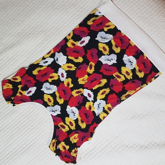 Floral Print ADIE LANI Top - Picture 9 of 12